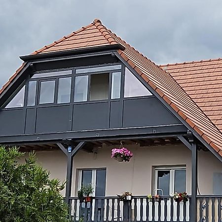 Апартаменты Les Cigognes De Andolsheim Экстерьер фото